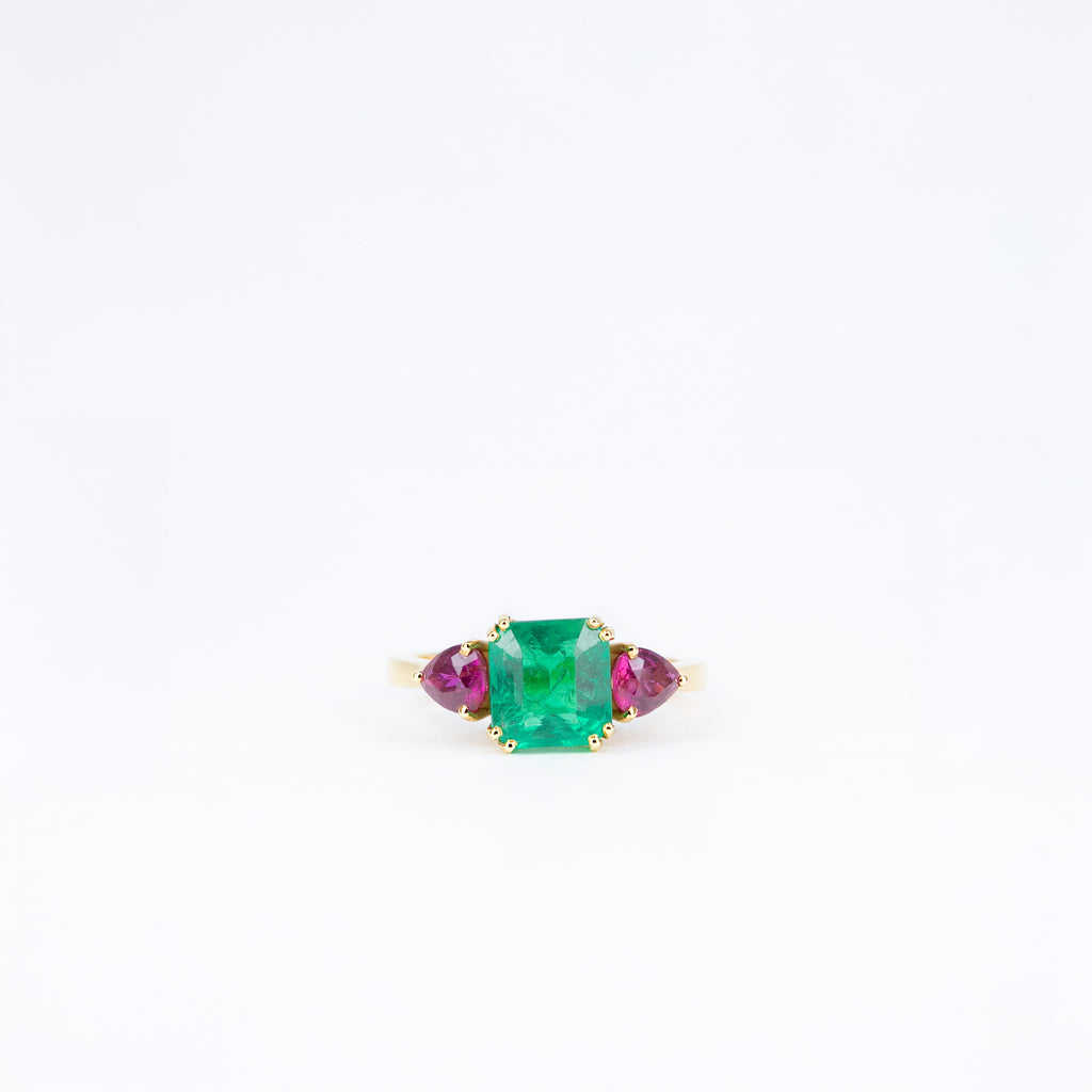 Bague or jaune émeraude et rubis