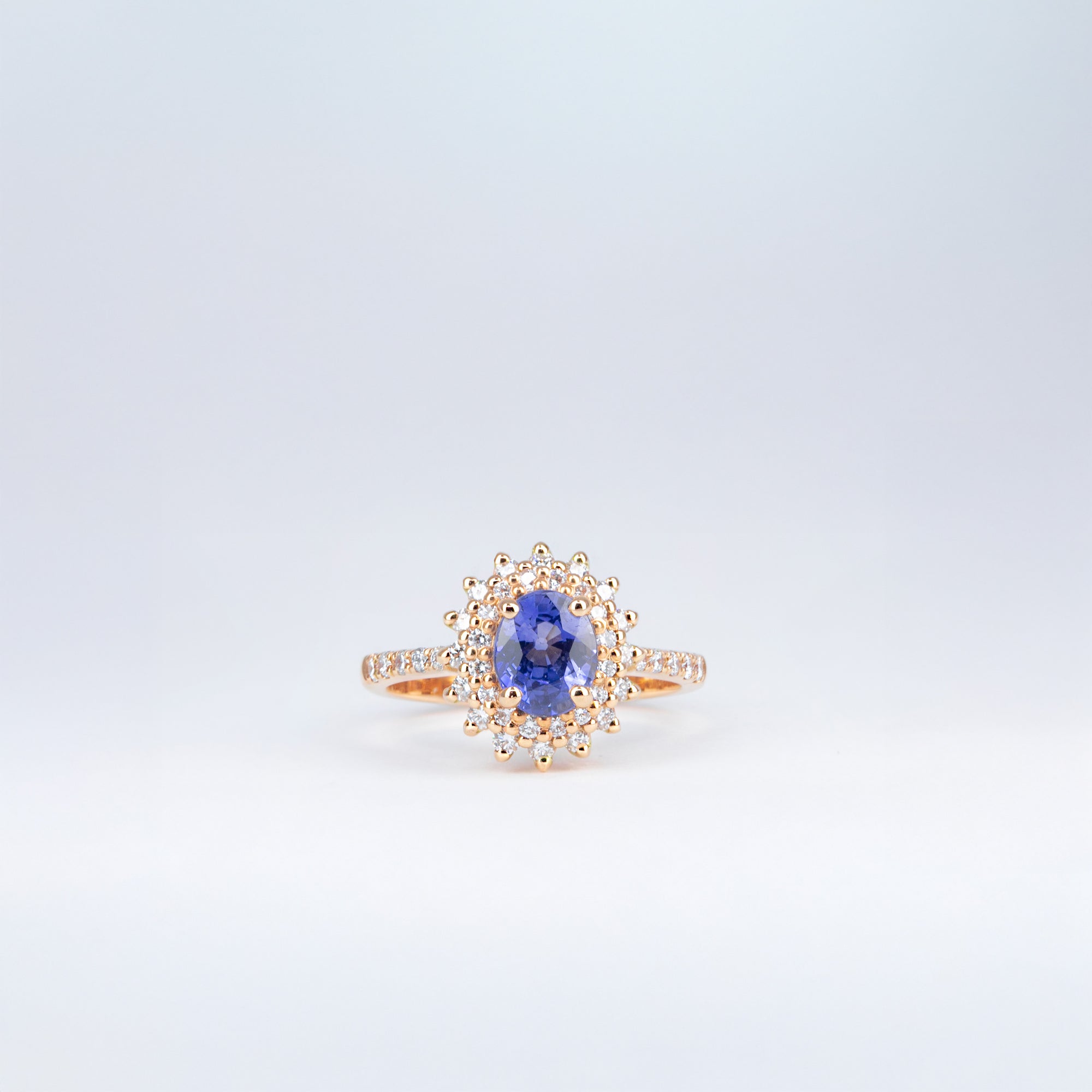 Bague saphir bleu et diamants