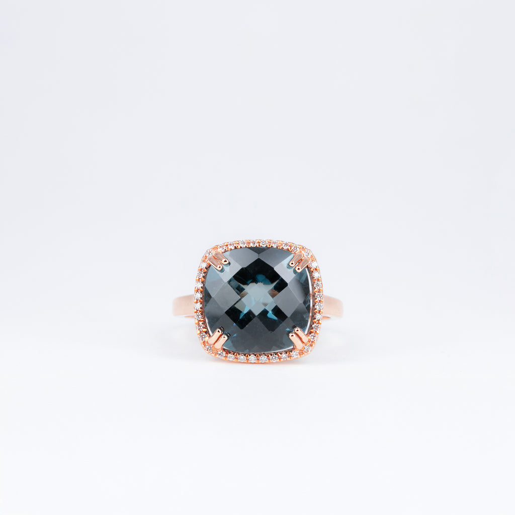 Bague topaze London Blue coussin et diamants