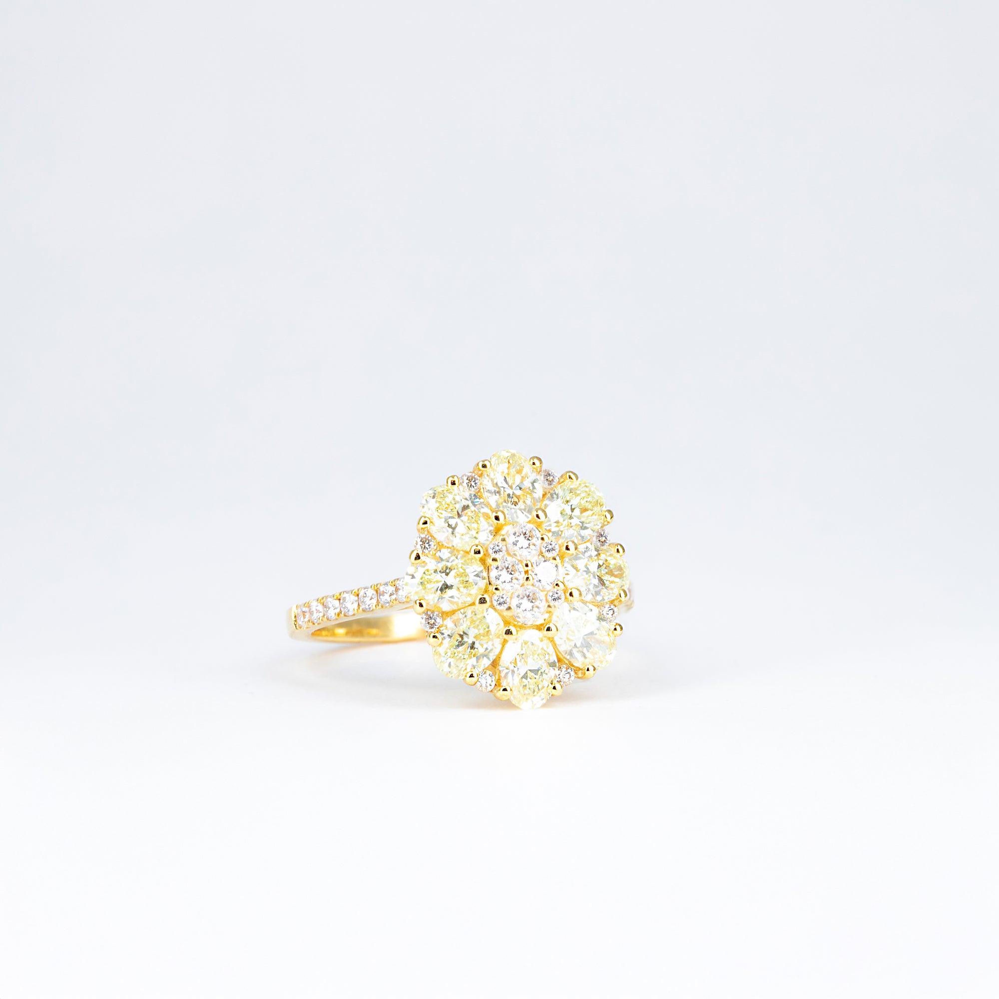 Bague diamants jonquille