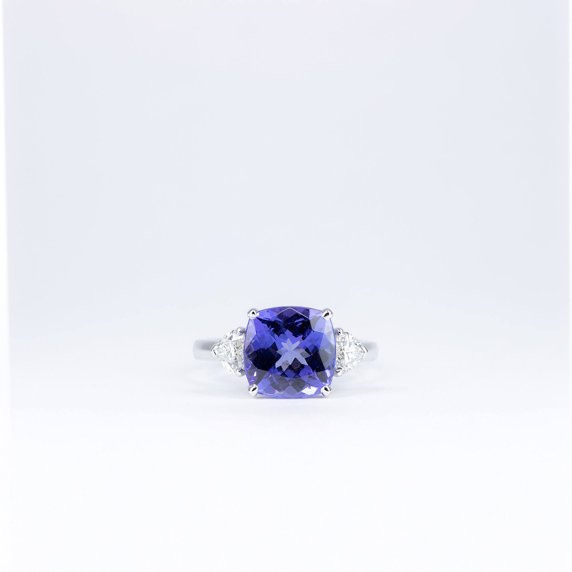 Bague tanzanite et diamants