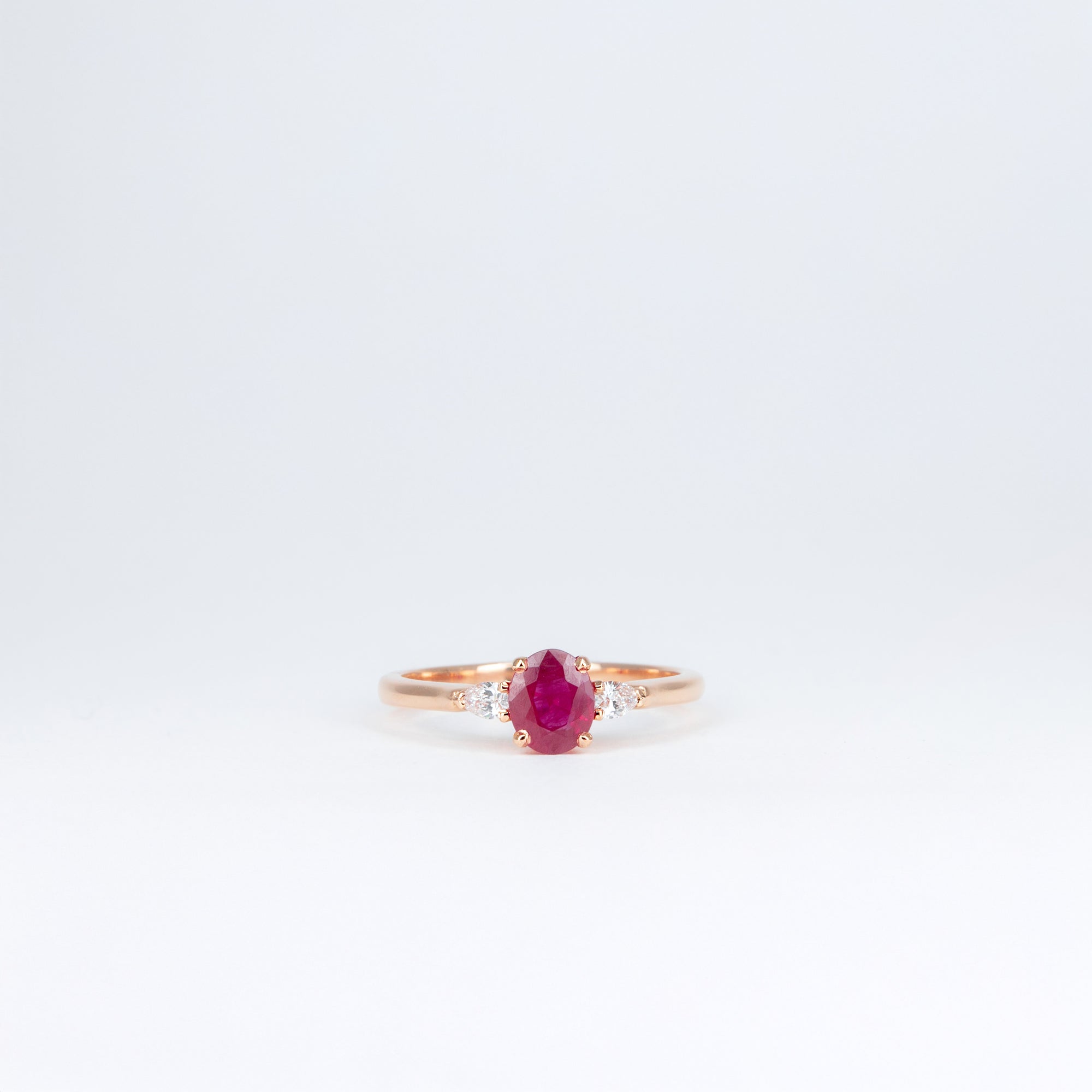 Bague or rose rubis et diamants