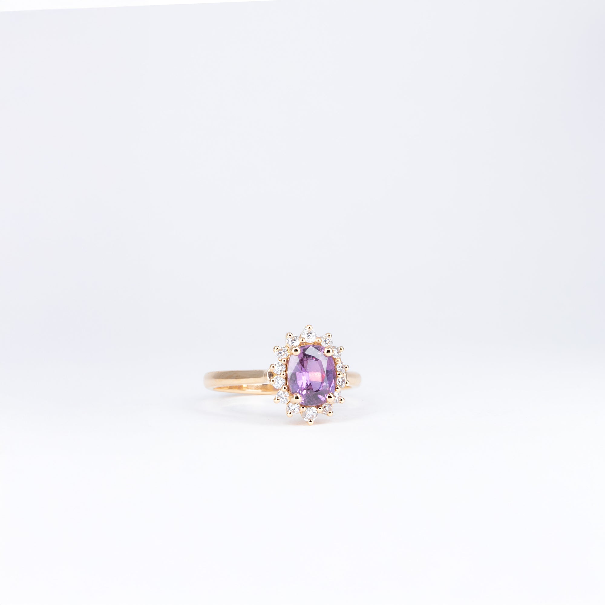 Bague saphir rose et diamants