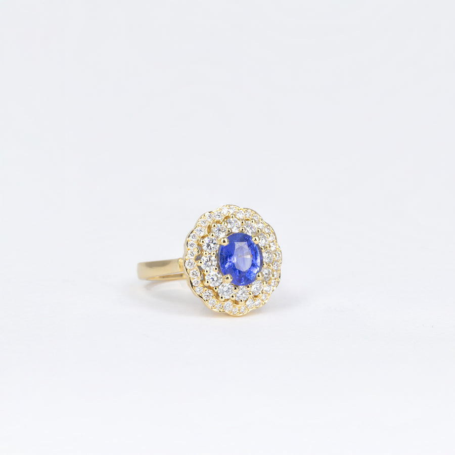 Bague saphir bleu double entourage de diamants